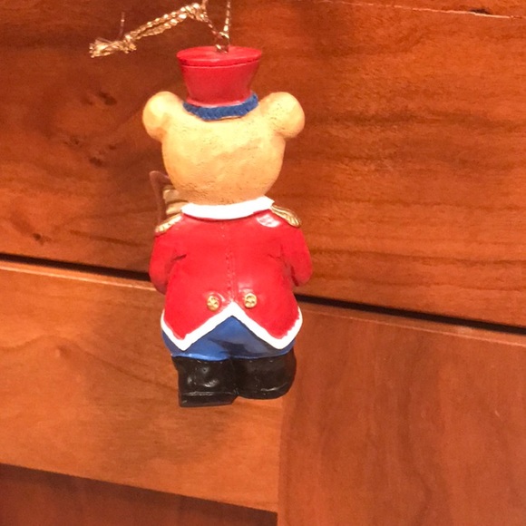 Set of 2 Avon Christmas ornaments in their boxes. - Picture 5 of 5